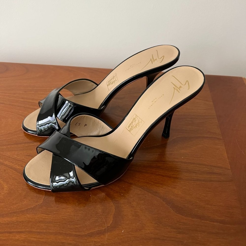 Giuseppe Zanotti for Saks Fifth Avenue Black Patent HeelsSize EU 36 1/2